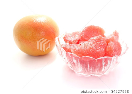 葡萄柚紅寶石白色背景 54227958