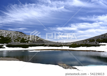 Norikura-dake in June, landscape of Tatami flat (shooting location: Norikura, Tatami flat) 54229813