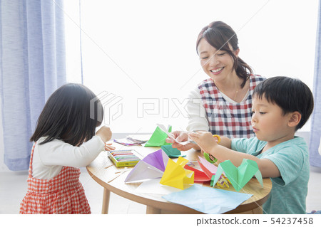 幼兒園托兒所託兒所託兒所兒童繪畫摺紙 幼兒園托兒所託兒所託兒所兒童繪畫摺紙 54237458