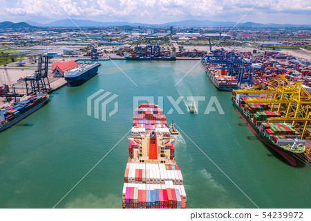 freight of container boat ship come to sea port 54239972