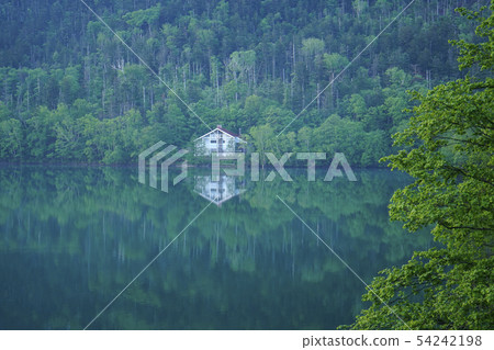Lake Tibetsu 54242198