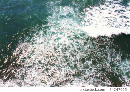 Sea	 54247035
