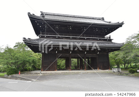 Nekoji Temple gate 54247966