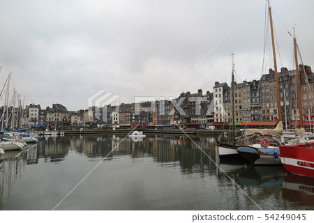 The port city of Normandy (Honfleur of France) The port city of Normandy (Honfleur of France) 54249045