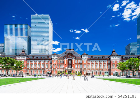 Tokyo Station Marunouchi mouth Station front view 54251195
