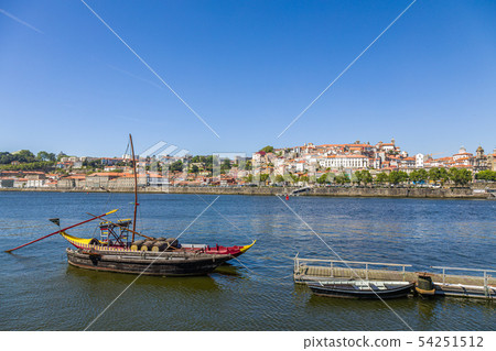 Wine boats on the river Douro in Porto, Portugal 54251512