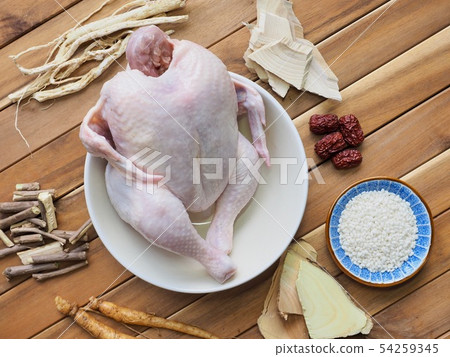 韓國傳統食品Samgyetang,Samgyetang烹飪原料 韓國傳統食品Samgyetang,Samgyetang烹飪原料 54259345