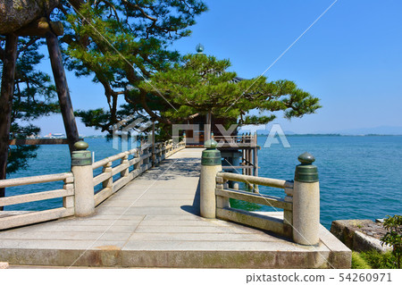 Ukimido Mangetsu Temple 54260971