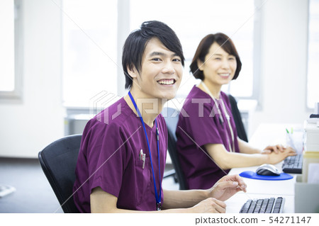 health care worker  54271147