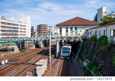 Tokyo cityscape of Japan We look at Shibuya and others (the south exit) 54275975