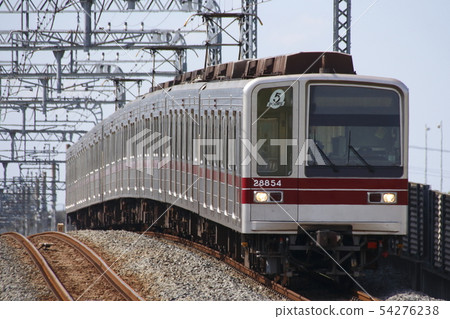 日比谷線直接東武伊勢崎線20050系列(5門車) 日比谷線直接東武伊勢崎線20050系列(5門車) 54276238