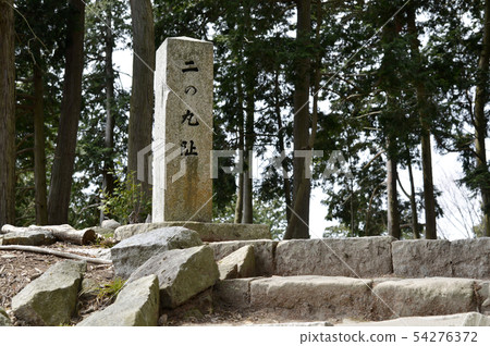 The ruins of Azuchi Castle Nio 54276372