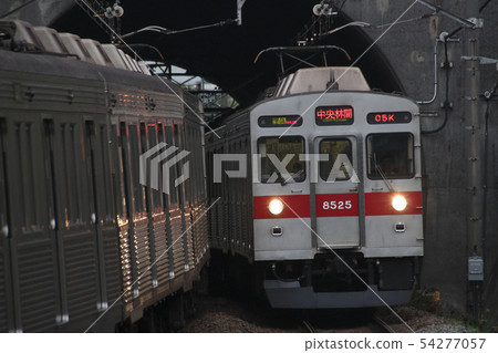 [DT] Tokyu Denentoshi Line 8500 series 54277057