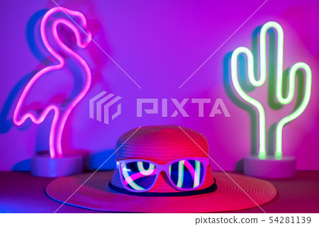 Summer hat with sunglasses refection flamingo and Summer hat with sunglasses refection flamingo and 54281139