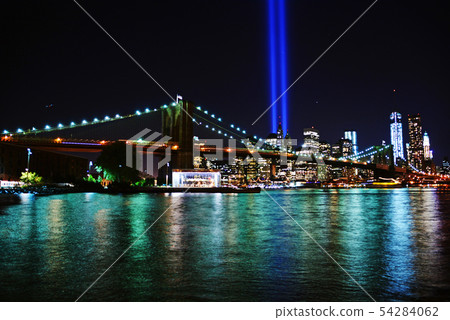 紐約曼哈頓夜視圖布魯克林大橋 54284062