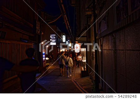 Kyoto's traditions Ponto Town Alley Night view Kyoto's traditions Ponto Town Alley Night view 54289248