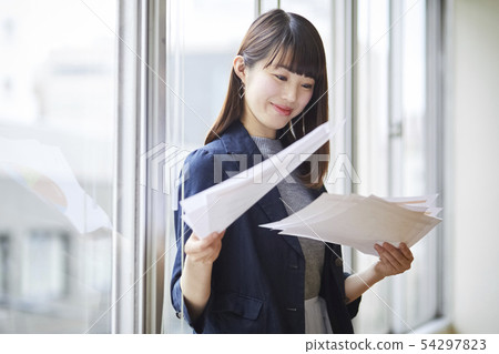 女商人 54297823