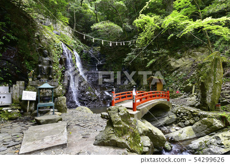 Inu Naruyama Shiroboro-ji Temple Gohatsu Falls (Izumisano City, Osaka Prefecture) Inu Naruyama Shiroboro-ji Temple Gohatsu Falls (Izumisano City, Osaka Prefecture) 54299626