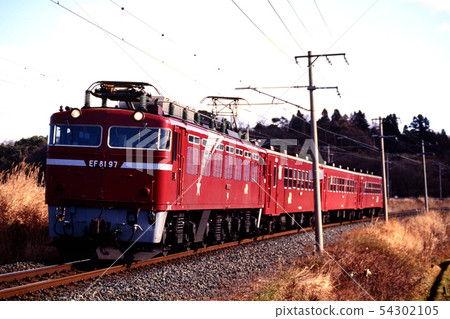 1995 Series 50 trains on the Tohoku Line 54302105