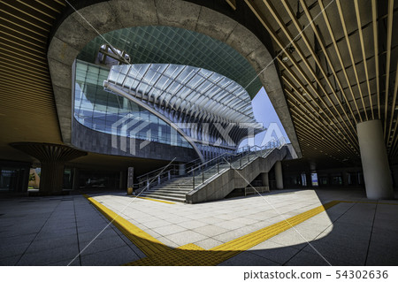 Art Center 54302636