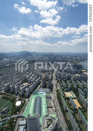 Scenery seen from Lotte Tower in Seoul Scenery seen from Lotte Tower in Seoul 54302983