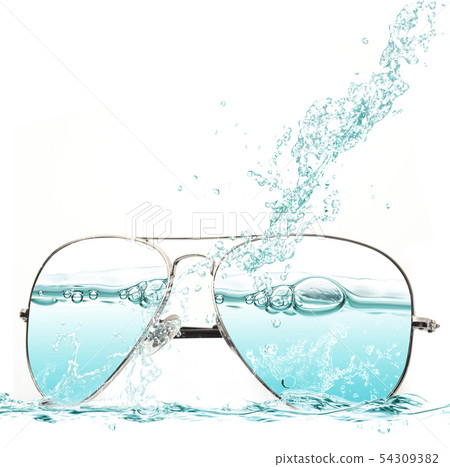 glasses splash on white background 54309382