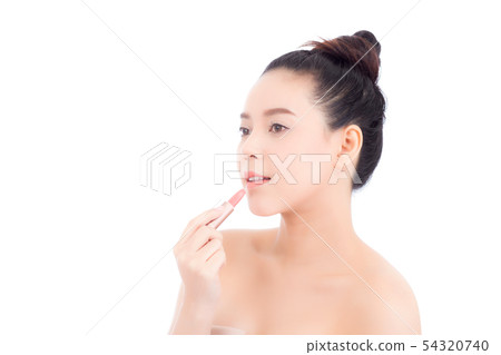 Beauty of portrait asian woman applying make up Beauty of portrait asian woman applying make up 54320740