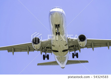 飛機降落巴西航空工業公司E190 飛機降落巴西航空工業公司E190 54324583