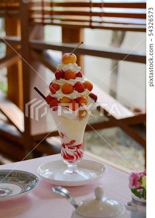Cafe Cafe 54326573