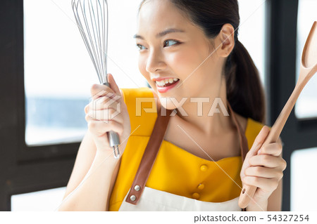 Female Lifestyle Cuisine 54327254