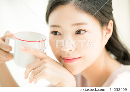 Female Lifestyle Female Lifestyle 54332409