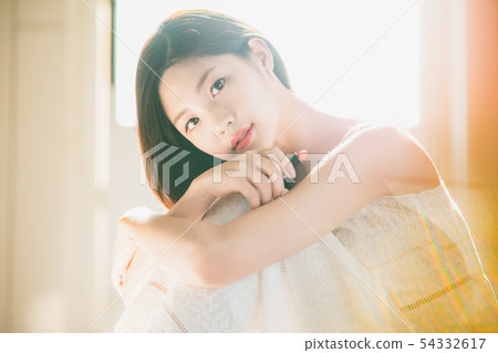 Women beauty Women beauty 54332617