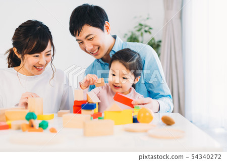 Family family 54340272