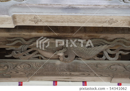 Shinshu Kamisuwa Su訪神社Kamisha入口門的雕刻Su訪神社的門在全國各地主要的Honzan以一天一次的節日而聞名 54341062