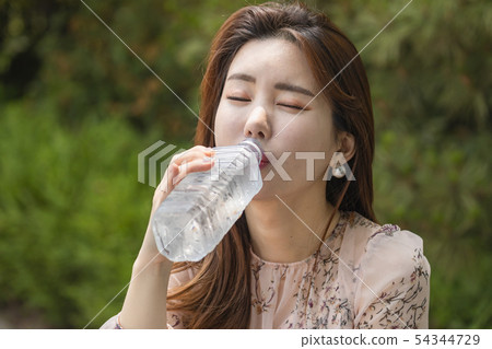 Young woman Korean water Young woman Korean water 54344729