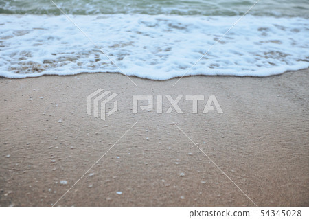 Fine beach and wawes under the summer sun Fine beach and wawes under the summer sun 54345028