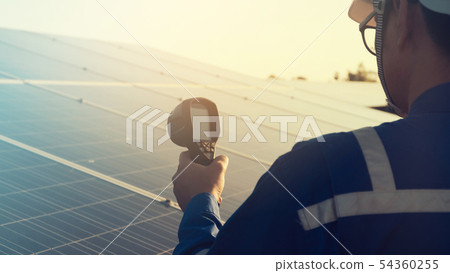 operation and maintenance in solar power plant 54360255