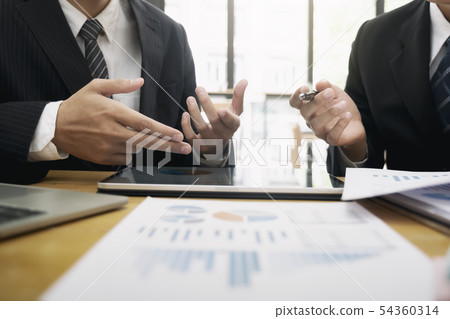 Businessmen teamwork meeting to discuss the Businessmen teamwork meeting to discuss the 54360314