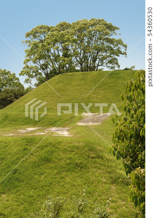 Ancient tomb (Nagoya Tohosu-cho: Hisagozuka) 54360530