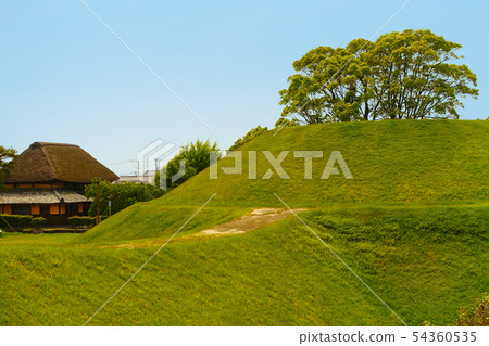 Ancient tomb (Nagoya Tohosu-cho: Hisagozuka) 54360535