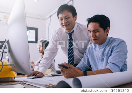 Business meetings  54361840