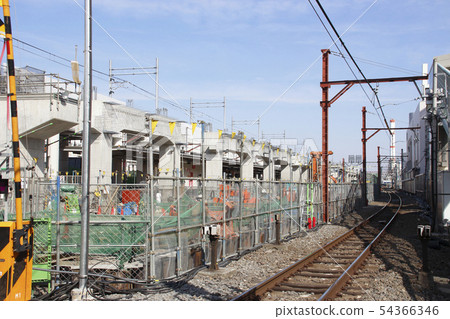 建設中的竹之塚站前（2019年2月） 54366346