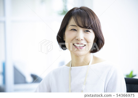  企業形象 54366975