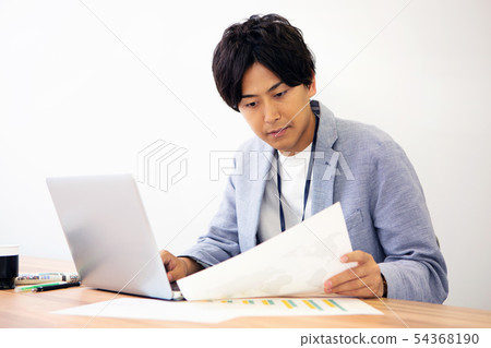Rookie businessman who can work Rookie businessman who can work 54368190
