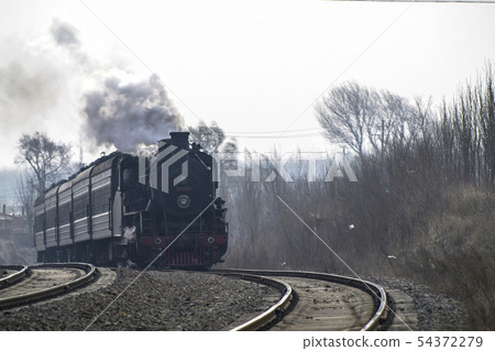 Chinese ordinary trains with steam locomotives 54372279