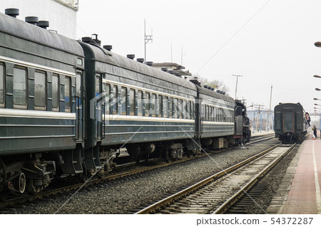 Chinese ordinary trains with steam locomotives 54372287