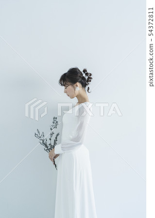 Bride 54372811