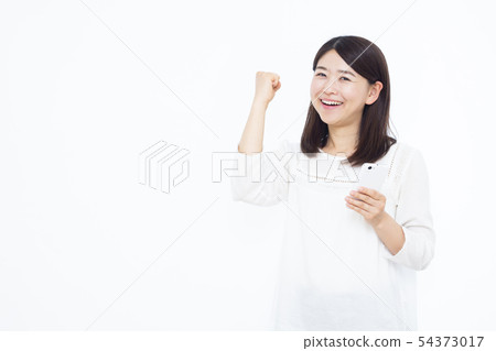 30多歲的女人和智能手機 54373017