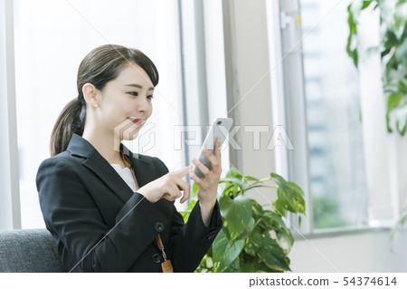 Woman suit smartphone Woman suit smartphone 54374614