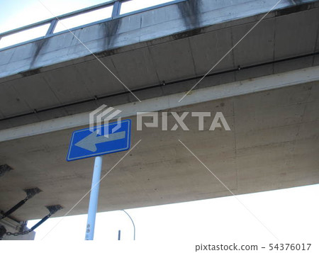 Three-dimensional road Three-dimensional road 54376017